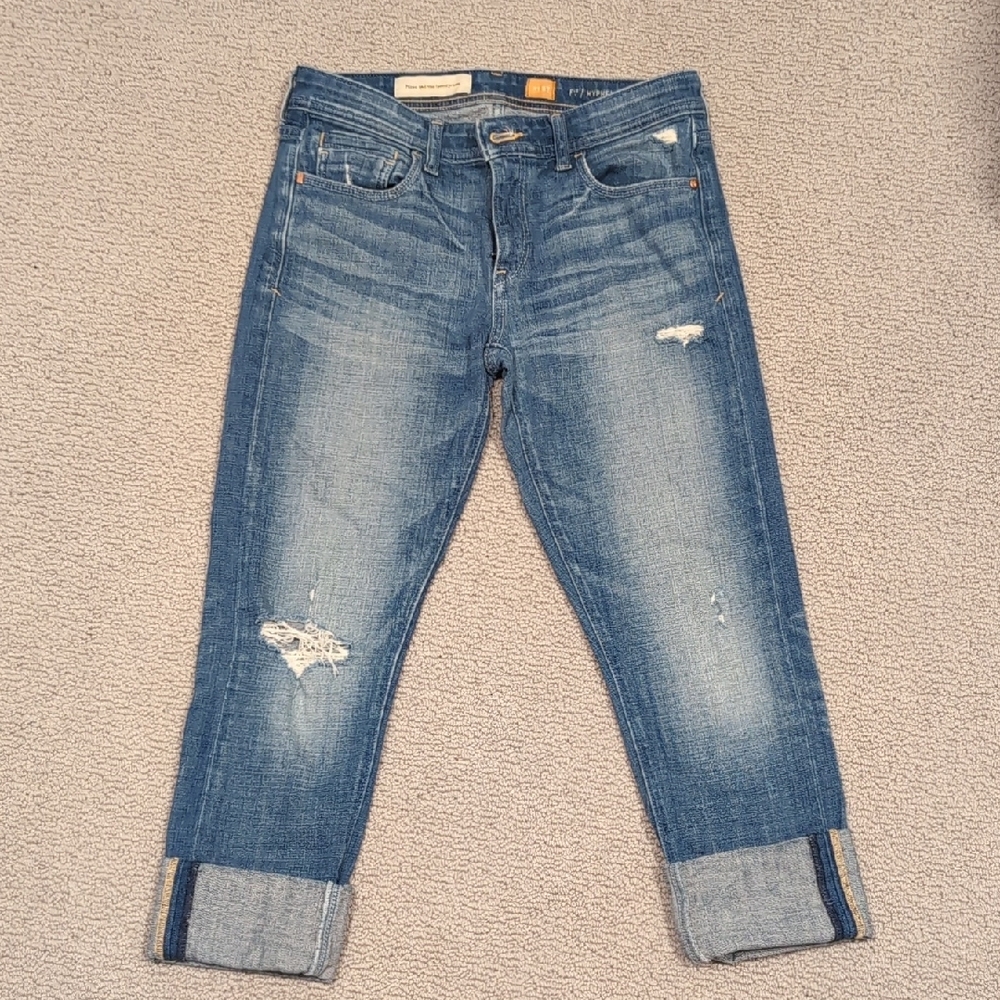Blue Cropped Ankle Jeans with Distressed Details